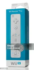 Nintendo Wii Remote И Box — стоковые фотографии и другие картинки Nintendo - Nintendo, Nintendo Wii, Беспроводная технология