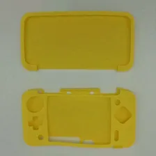 2DS: Силиконовый чехол для New Nintendo 2DS XL (желтый)