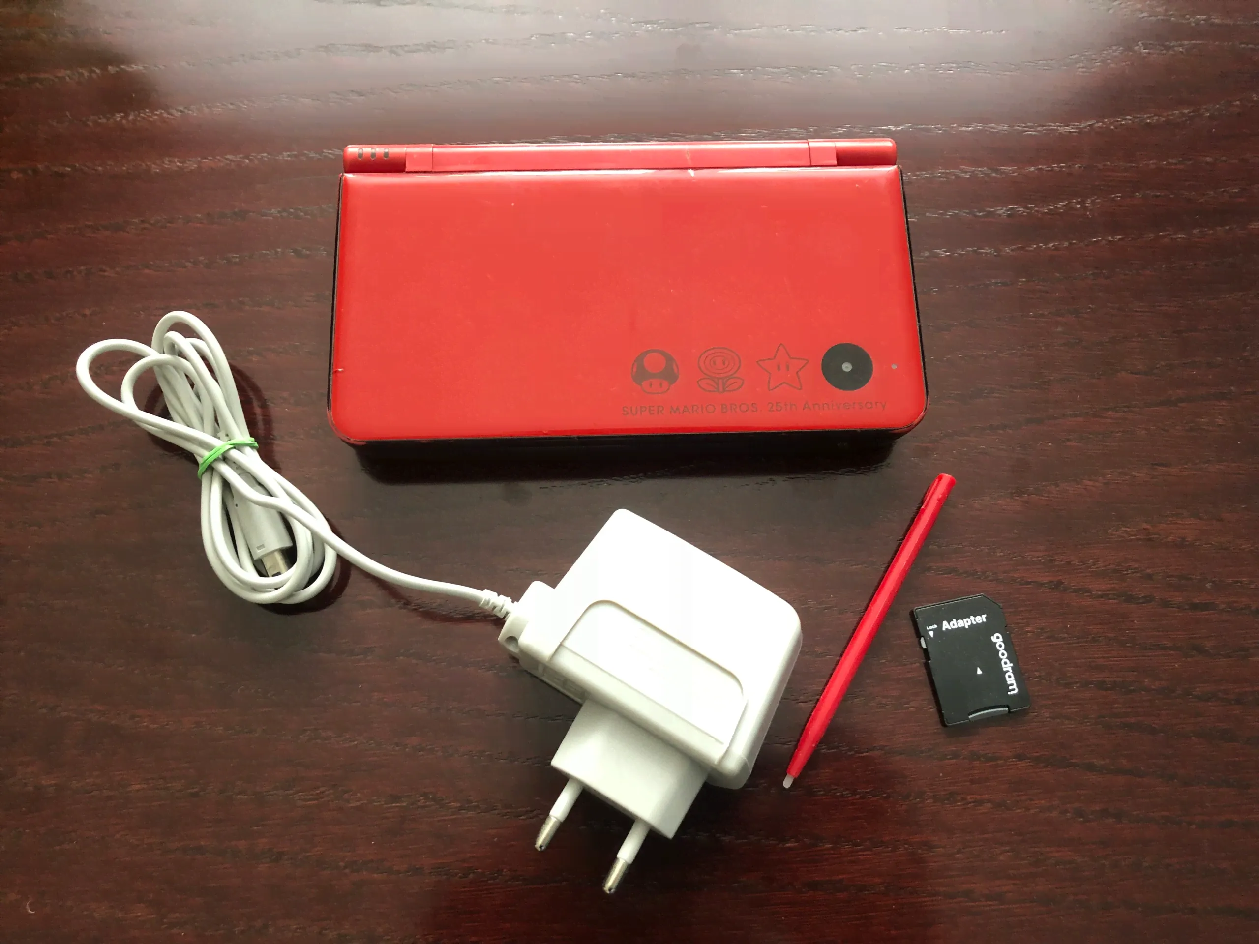 Konsola Nintendo DSi XL Super Mario Bros 25th